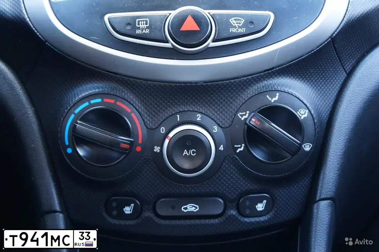 Фото автомобиля HYUNDAI SOLARIS, 2011 — госномер М512АК250