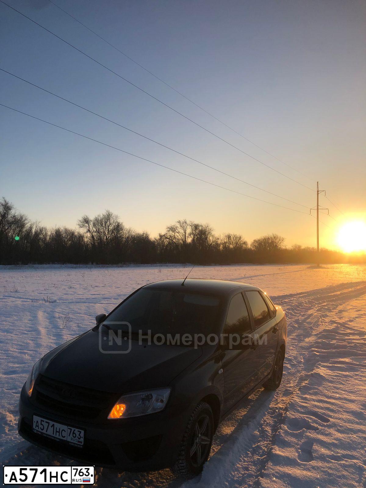 Фото автомобиля LADA 2190 GRANTA, 2018 — госномер А571НС763. Цвет: СЕРЕБРИСТО-ТЕМНО СЕРЫЙ