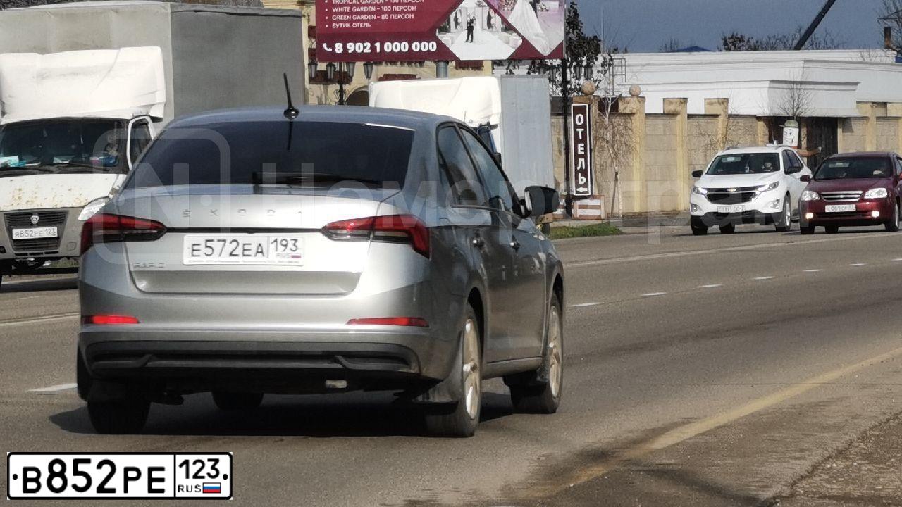 Фото автомобиля GAZ 3302 EL, 2011 — госномер В852РЕ123. Цвет: Белый