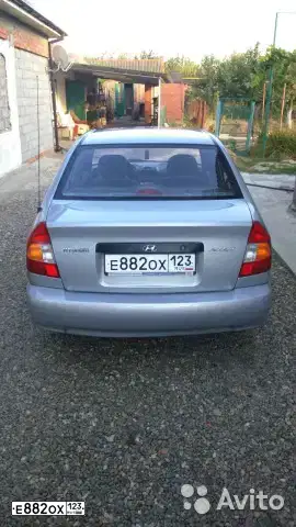 Фото автомобиля TAGAZ ACCENT, 2007 — госномер Е882ОХ123. Цвет: СЕРЕБРИСТЫЙ