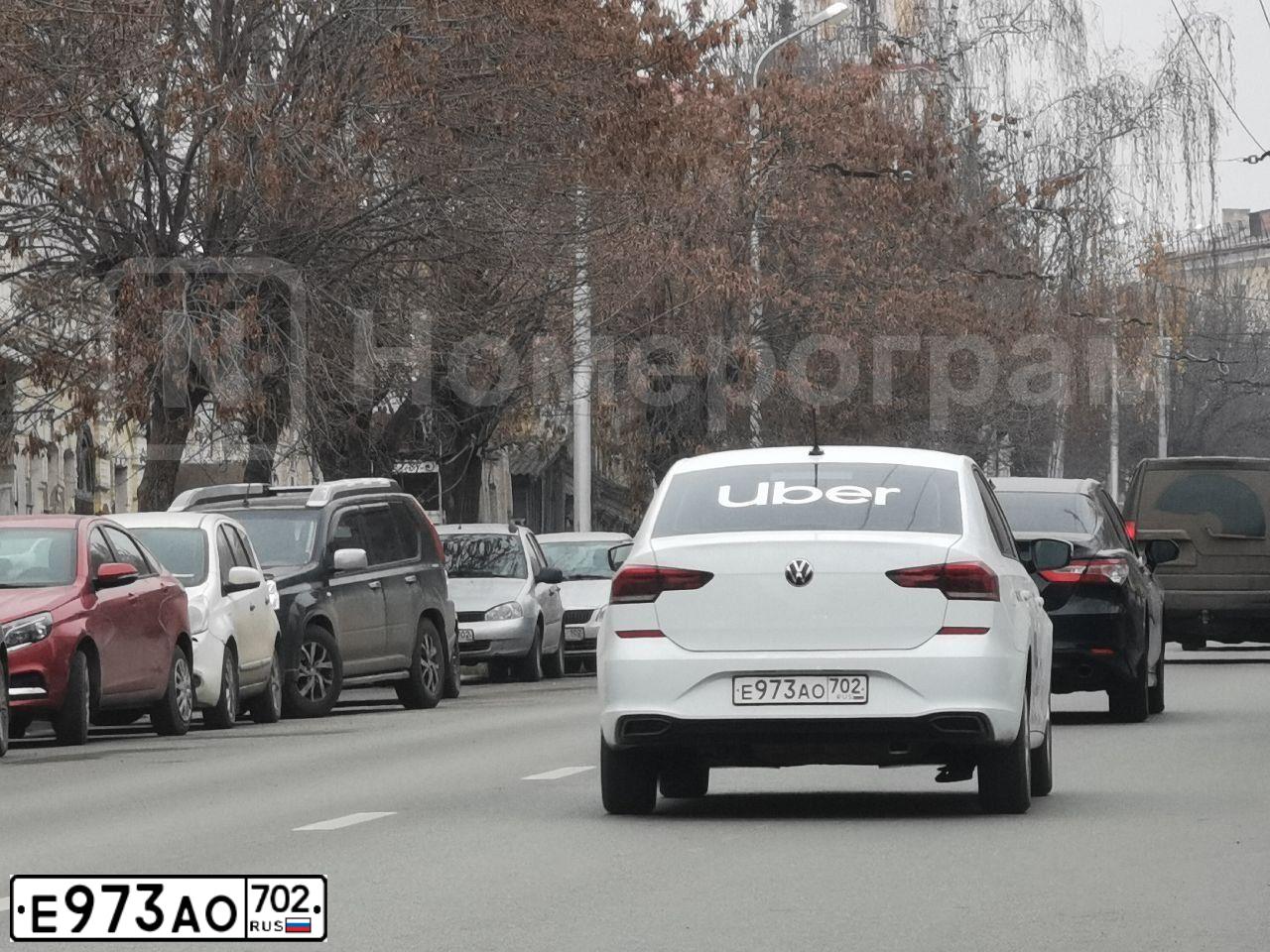 Фото автомобиля VOLKSWAGEN POLO, 2020 — госномер В627КА702. Цвет: Белый