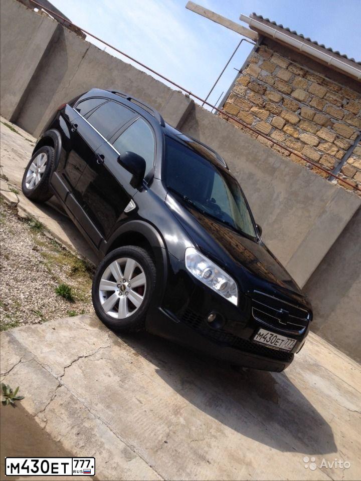 Фото автомобиля CHEVROLET CAPTIVA, 2008 — госномер В270ЕУ761. Цвет: ЧЕРНЫЙ