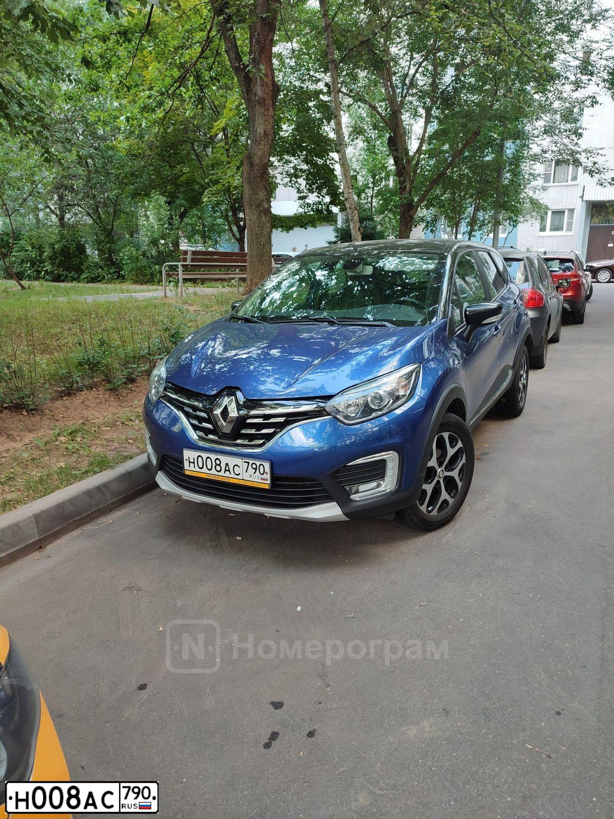 Фото автомобиля RENAULT KAPTUR, 2020 — госномер Н008АС790. Цвет: СИНИЙ