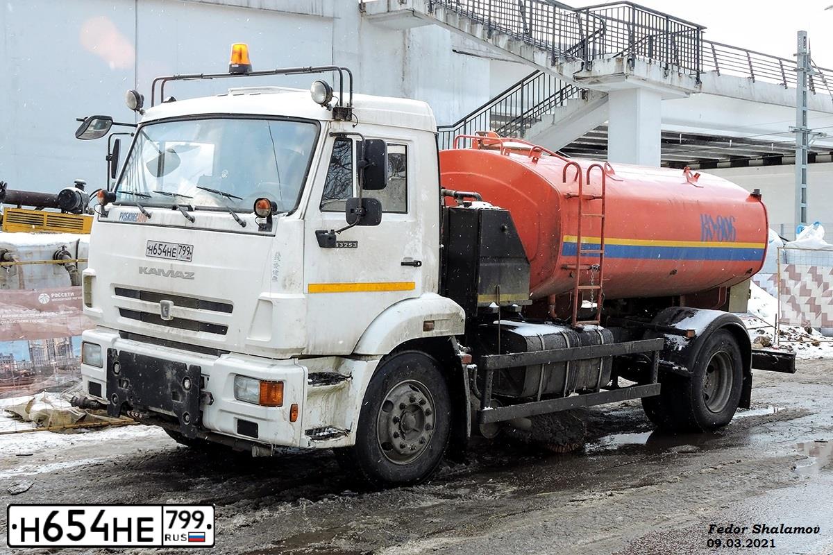 Фото автомобиля KAMAZ 43253 /4X2/, 2016 — госномер Н654НЕ799. Цвет: Белый