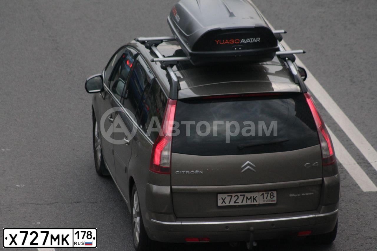 Фото автомобиля CITROEN C4 PICASSO, 2007 — госномер Х727МК178. Цвет: СЕРЫЙ