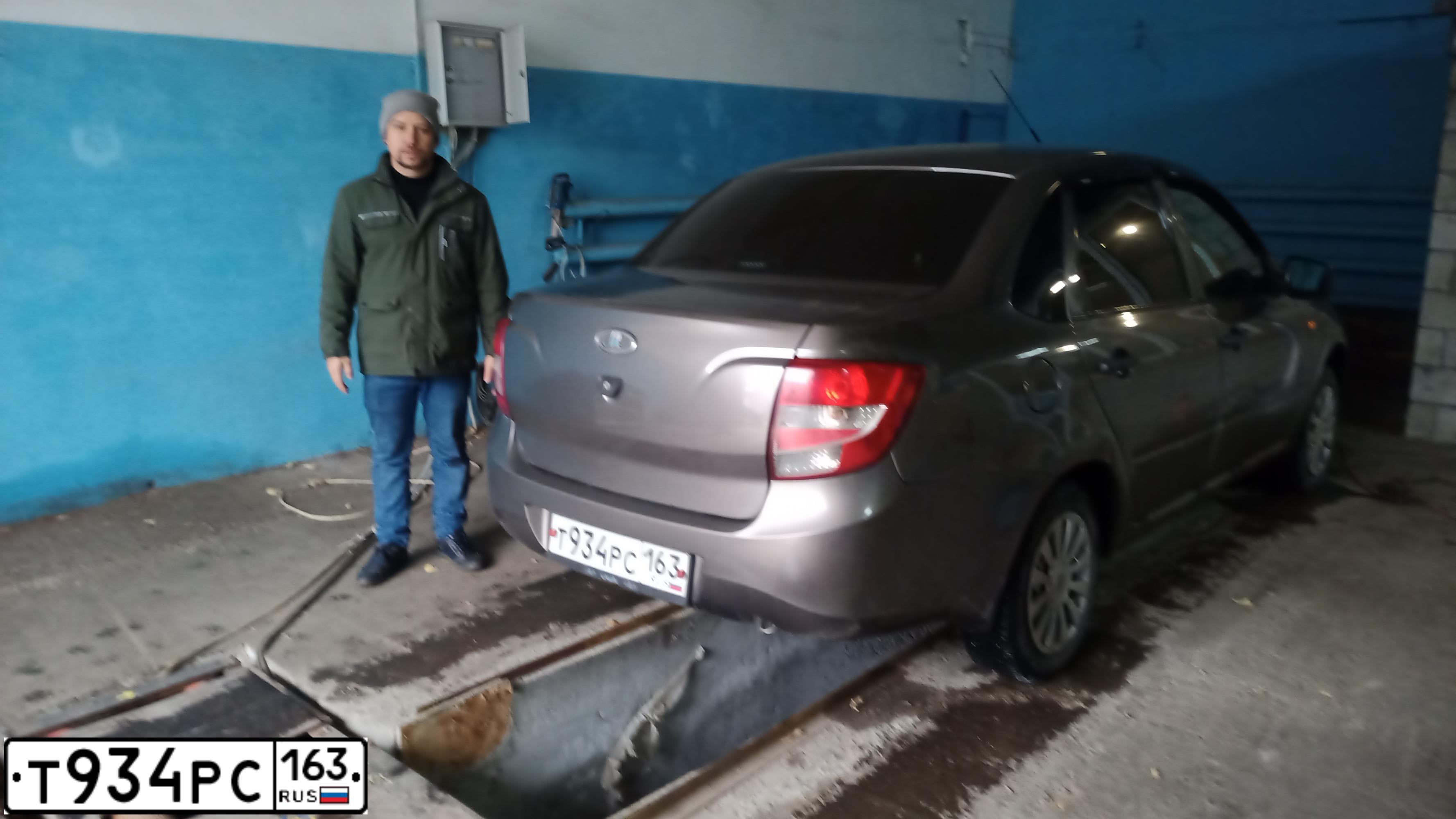 Фото автомобиля LADA GRANTA, 2014 — госномер Р880ТО73
