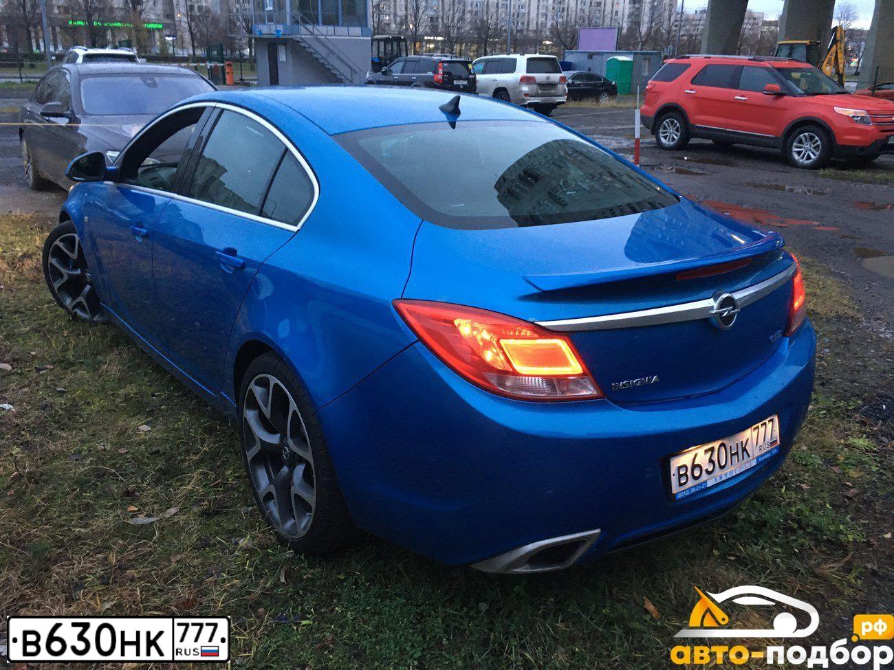 Фото автомобиля OPEL INSIGNIA, 2012 — госномер В940ХЕ124. Цвет: голубой