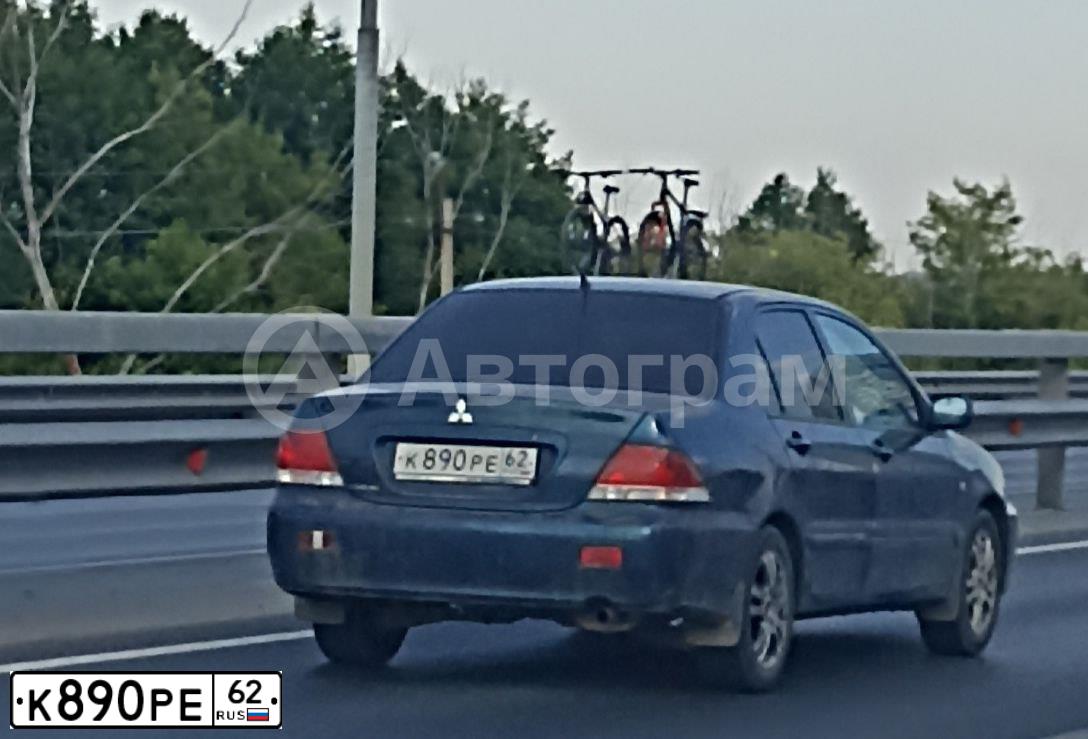 Фото автомобиля MITSUBISHI LANCER, 2005 — госномер К890РЕ62. Цвет: синий