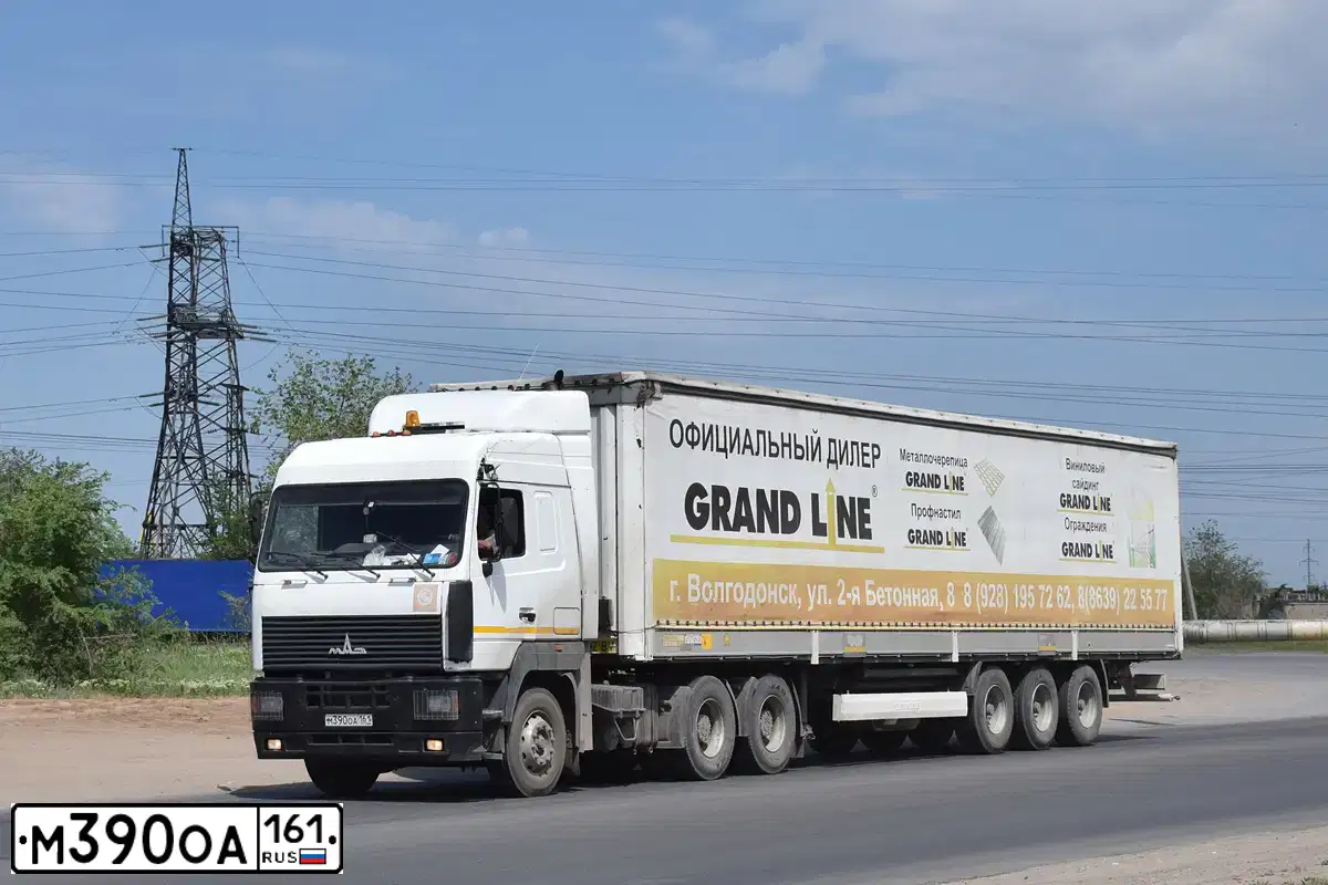 Фото автомобиля MAZ 6430 /6X4/, 2011 — госномер М390ОА161. Цвет: Белый