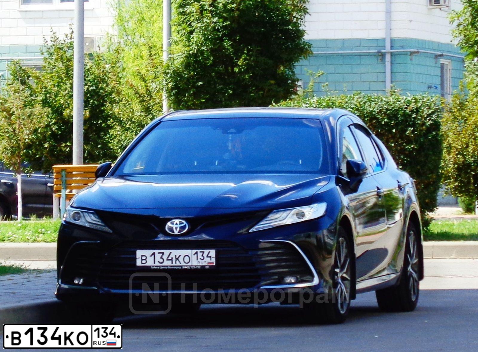 Фото автомобиля TOYOTA CAMRY, 2006 — госномер М430СР134. Цвет: ЧЕРНЫЙ