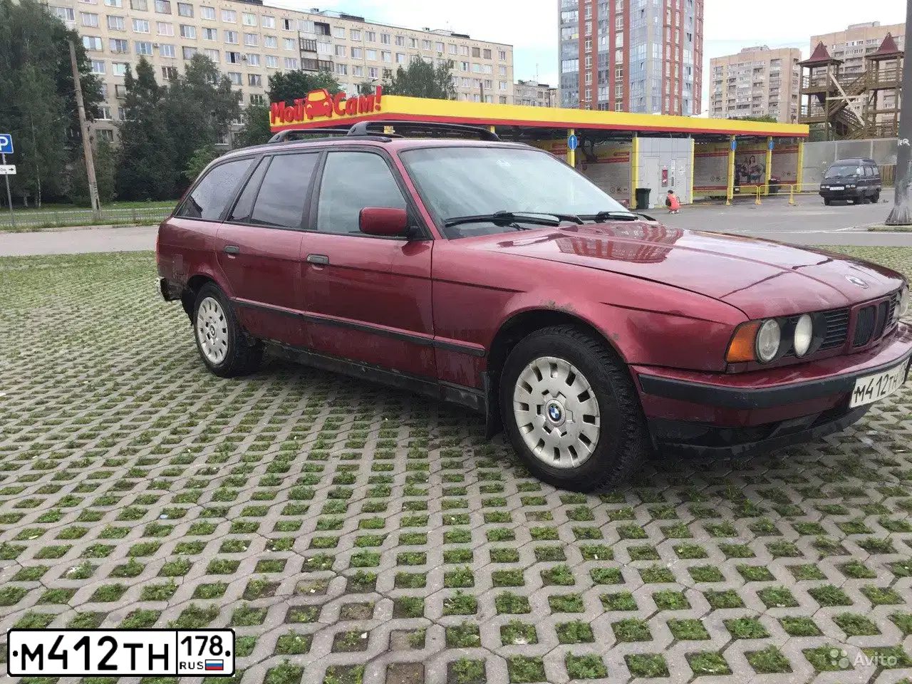 Фото автомобиля BMW 520, 1993 — госномер М953СО35. Цвет: КОРИЧНЕВЫЙ МЕТАЛЛИК
