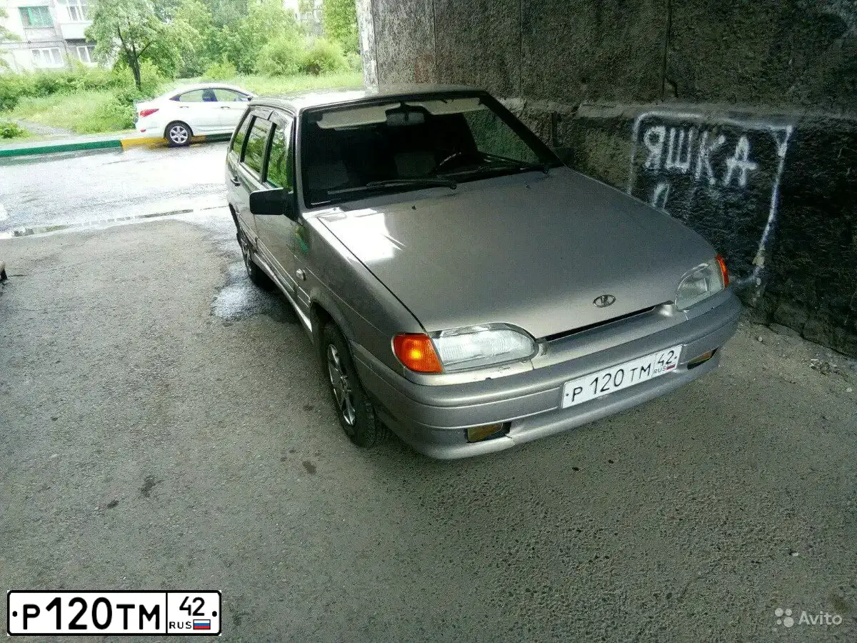 Фото автомобиля LADA 2114 SAMARA, 2008 — госномер Р120ТМ42. Цвет: СЕРО-БЕЖЕВЫЙ
