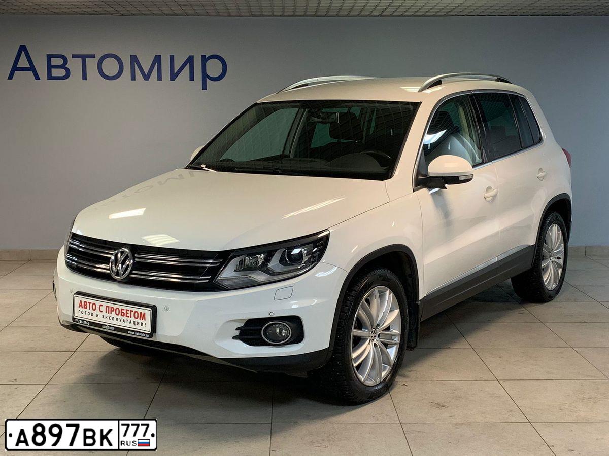 Фото автомобиля VOLKSWAGEN TIGUAN, 2013 — госномер А897ВК777. Цвет: БЕЛЫЙ