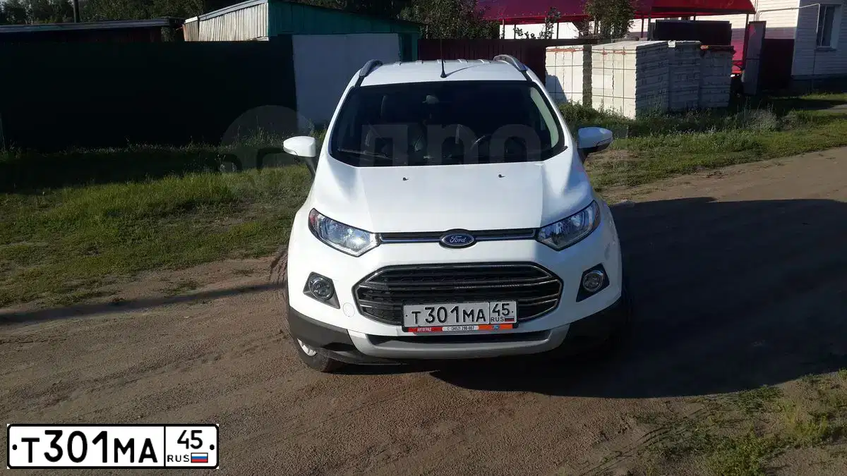 Фото автомобиля FORD ECOSPORT, 2015 — госномер Т301МА45. Цвет: БЕЛЫЙ