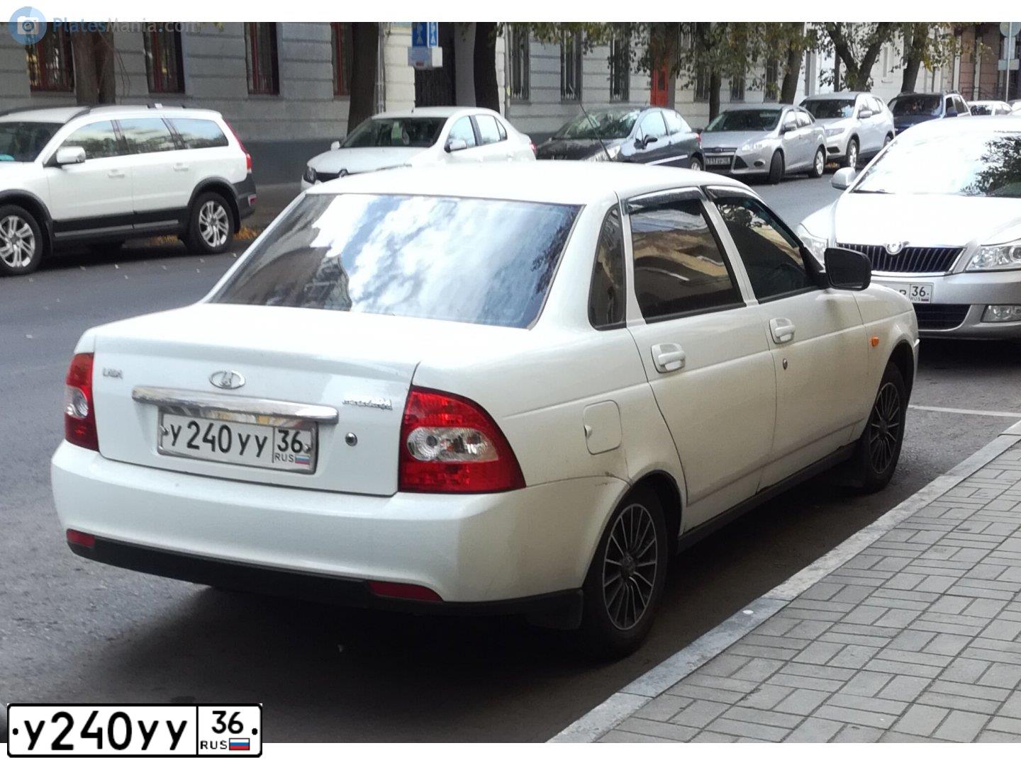 Фото автомобиля LADA 1118 KALINA, 2008 — госномер К562ВЕ136. Цвет: СИНИЙ
