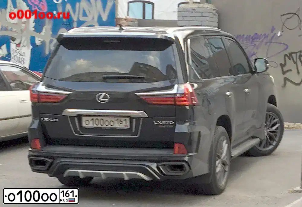 Фото автомобиля TOYOTA LANDCRUISER 200, 2013 — госномер О100ОО161. Цвет: ЧЕРНЫЙ