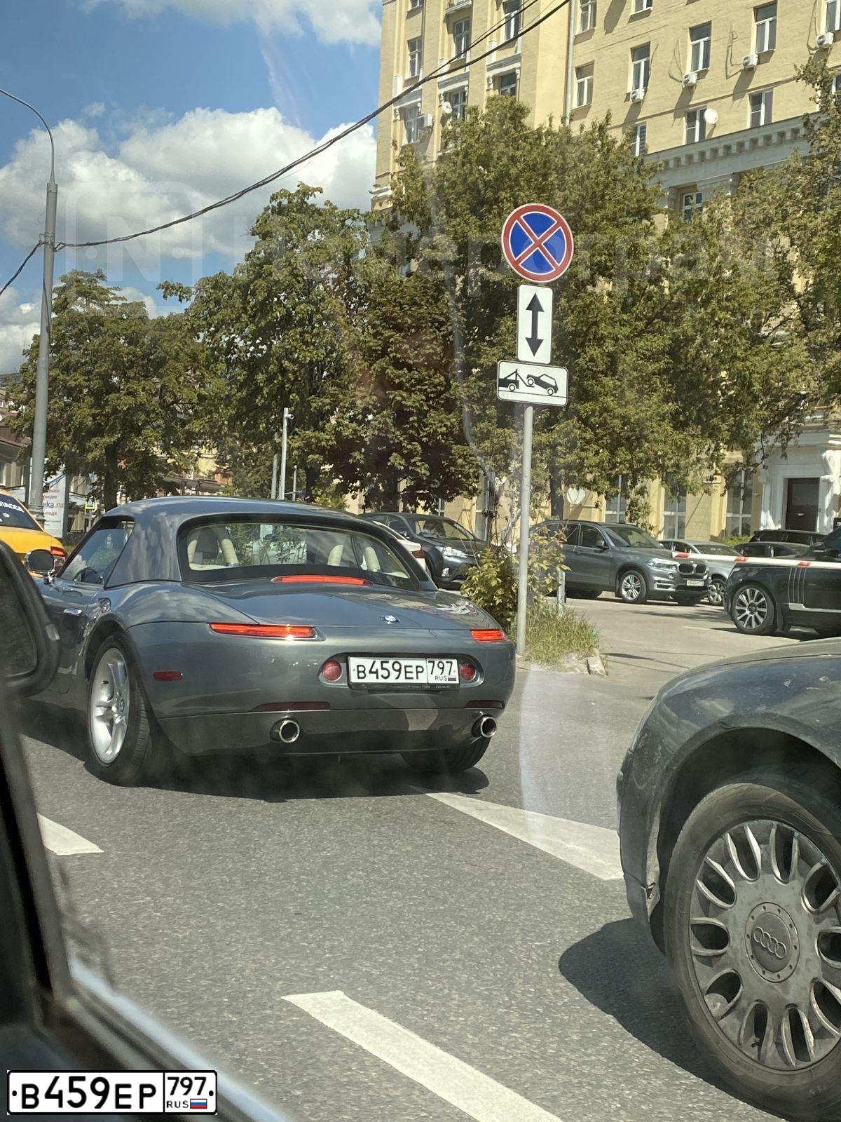 Фото автомобиля BMW Z 8, 2001 — госномер В459ЕР797. Цвет: ЧЕРНО-СЕРЫЙ