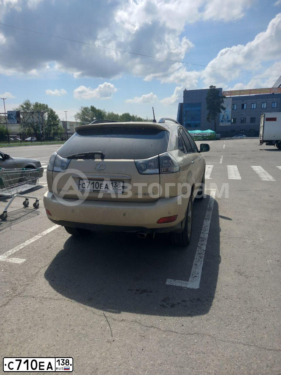 Фото автомобиля LEXUS RX, 2008 — госномер С710ЕА138. Цвет: БЕЖЕВЫЙ
