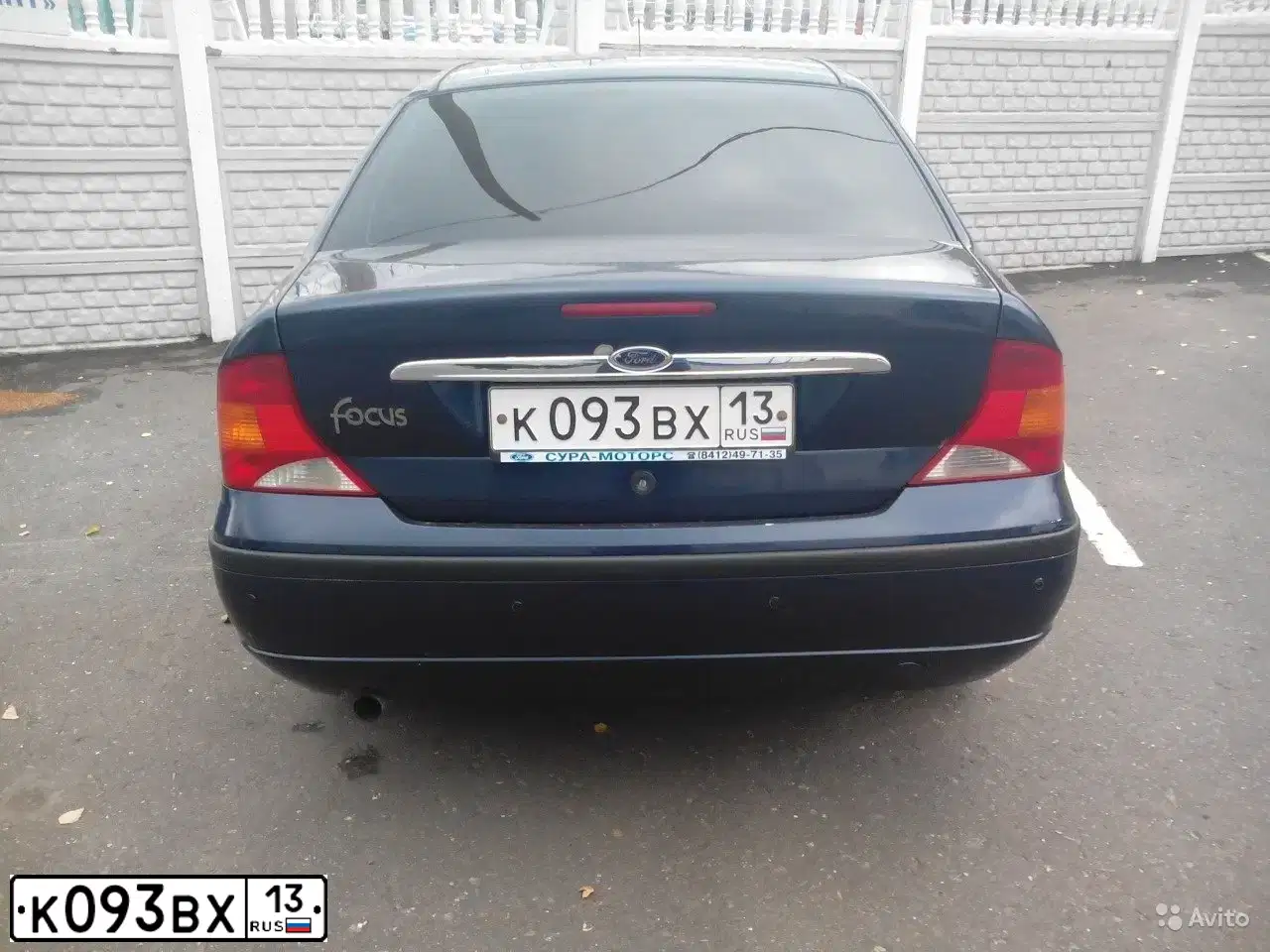 Фото автомобиля FORD FOCUS, 2005 — госномер К093ВХ13. Цвет: ТЕМНО-СИНИЙ