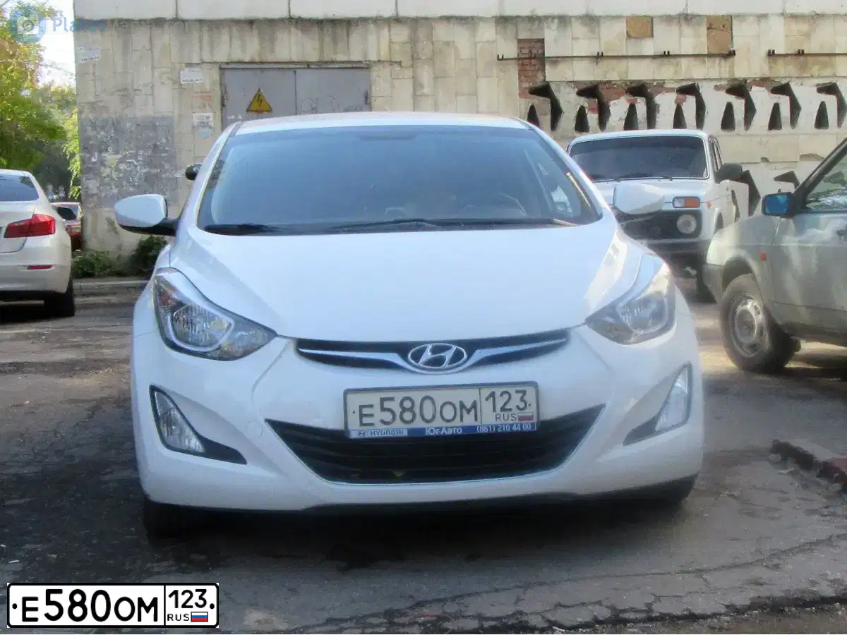 Фото автомобиля CHERY TIGGO, 2014 — госномер Е568ОМ123. Цвет: Белый