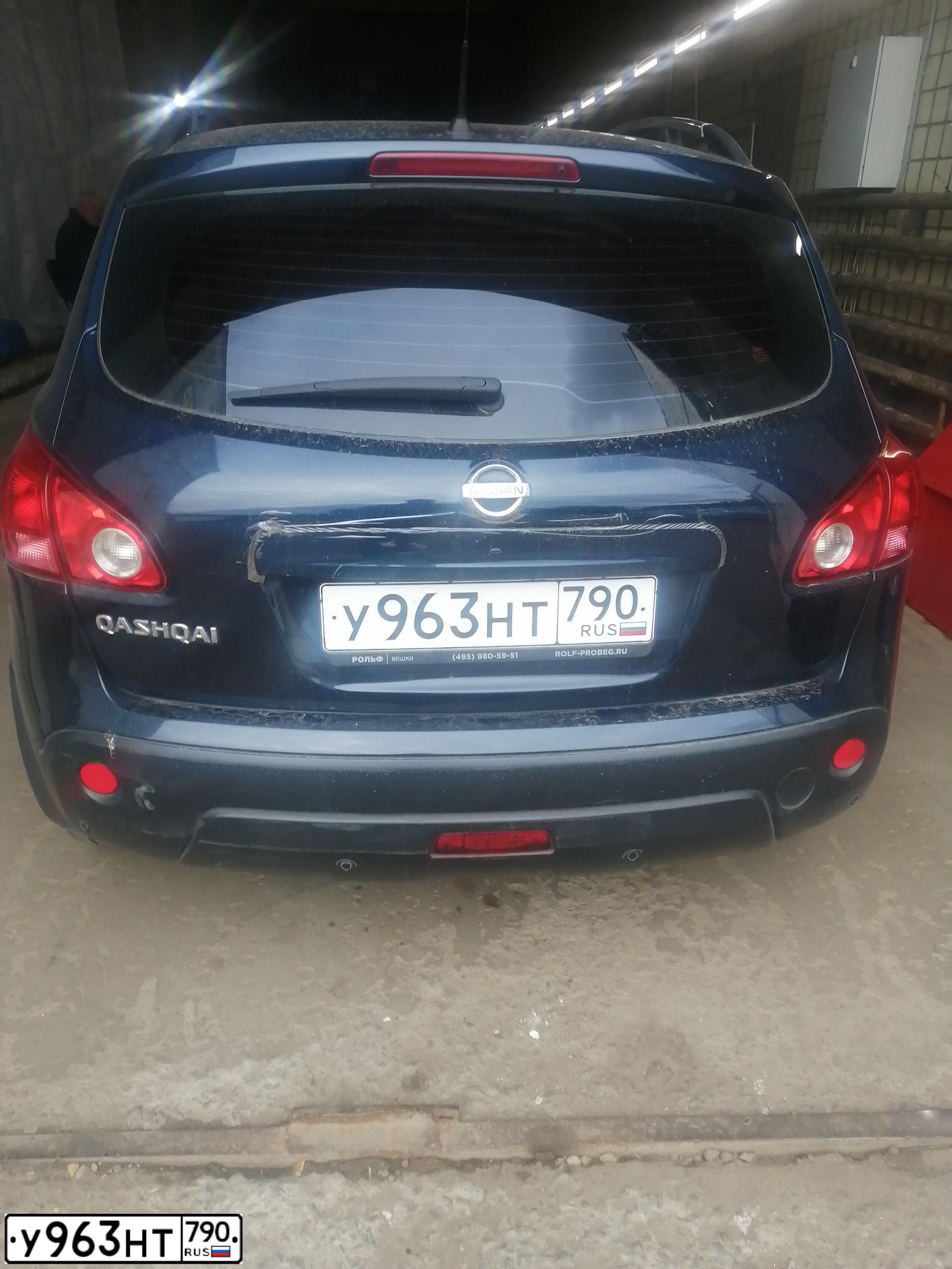 Фото автомобиля NISSAN QASHQAI, 2007 — госномер У963НТ790. Цвет: СИНИЙ ТЕМНЫЙ