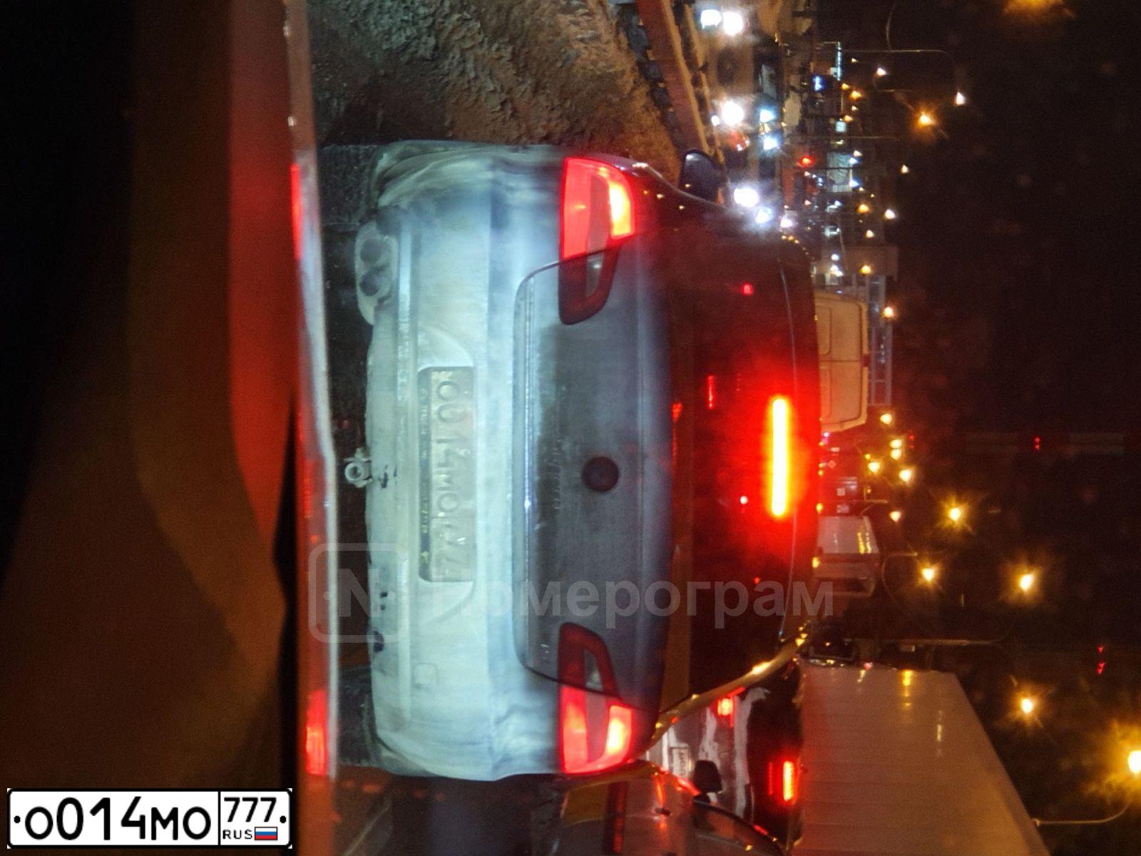 Фото автомобиля SKODA SUPERB, 2009 — госномер В336УС33. Цвет: СЕРЫЙ