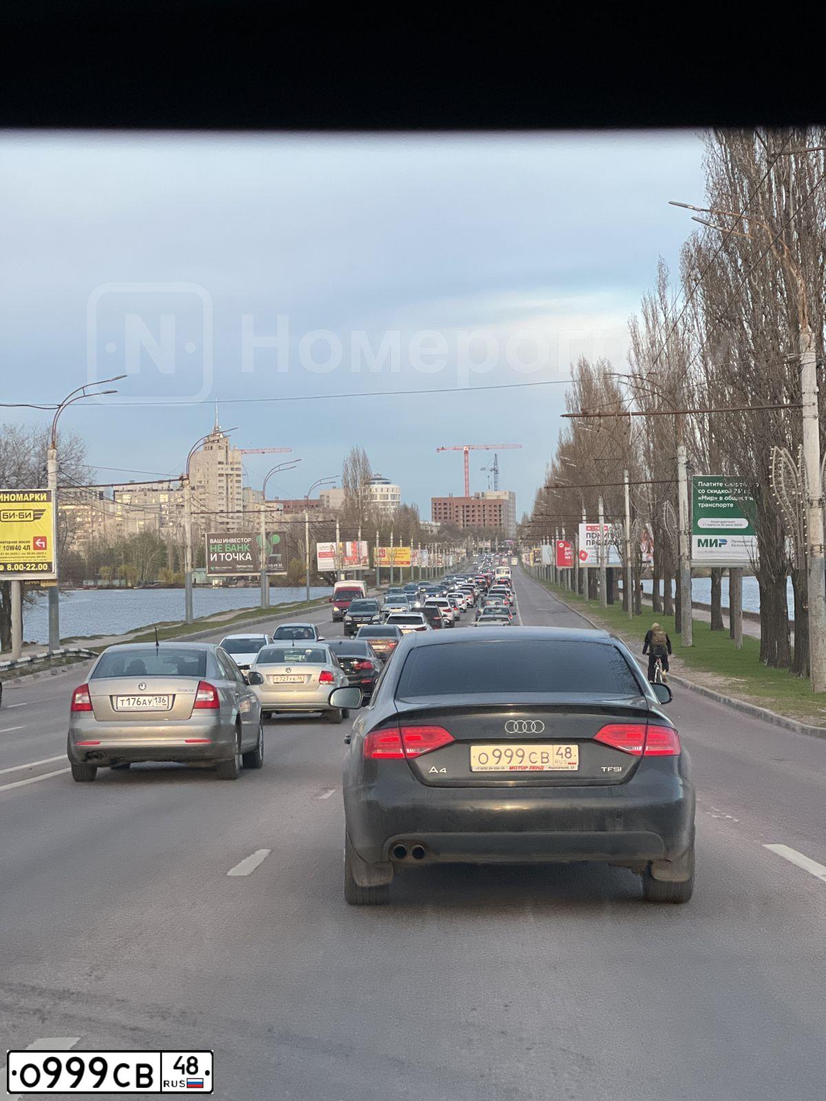Фото автомобиля AUDI A4, 2010 — госномер О999СВ48. Цвет: ЧЕРНЫЙ