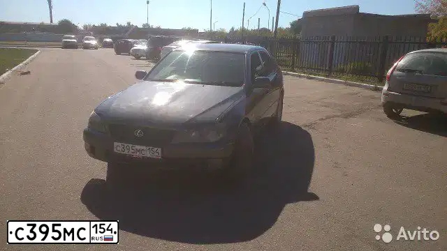 Фото автомобиля ЛЕКСУС IS200, 2001 — госномер А453КХ761. Цвет: СЕРЫЙ