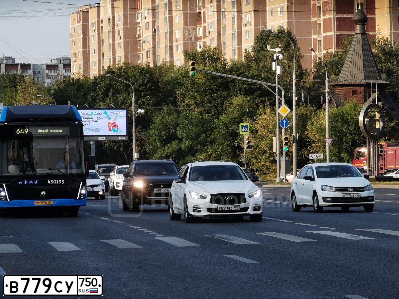 Фото автомобиля VOLKSWAGEN POLO, 2018 — госномер В779СУ750