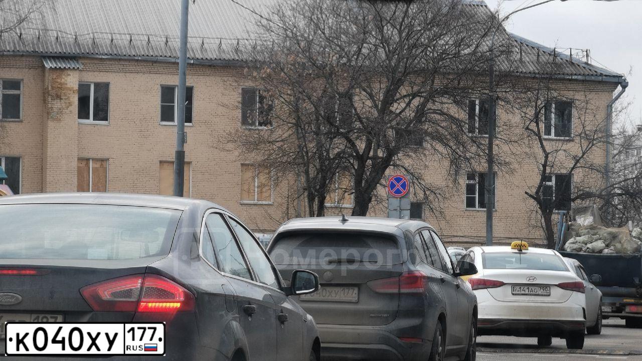 Фото автомобиля MERCEDES M-KLASSE, 1998 — госномер Т994ОН197. Цвет: СВ.СЕРЫЙ МЕТАЛЛИК