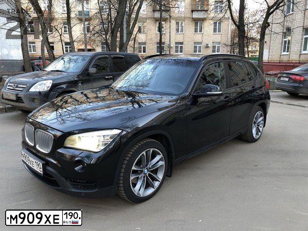 Фото автомобиля CHEVROLET LACETTI, 2012 — госномер М909ХЕ190. Цвет: ЧЕРНЫЙ
