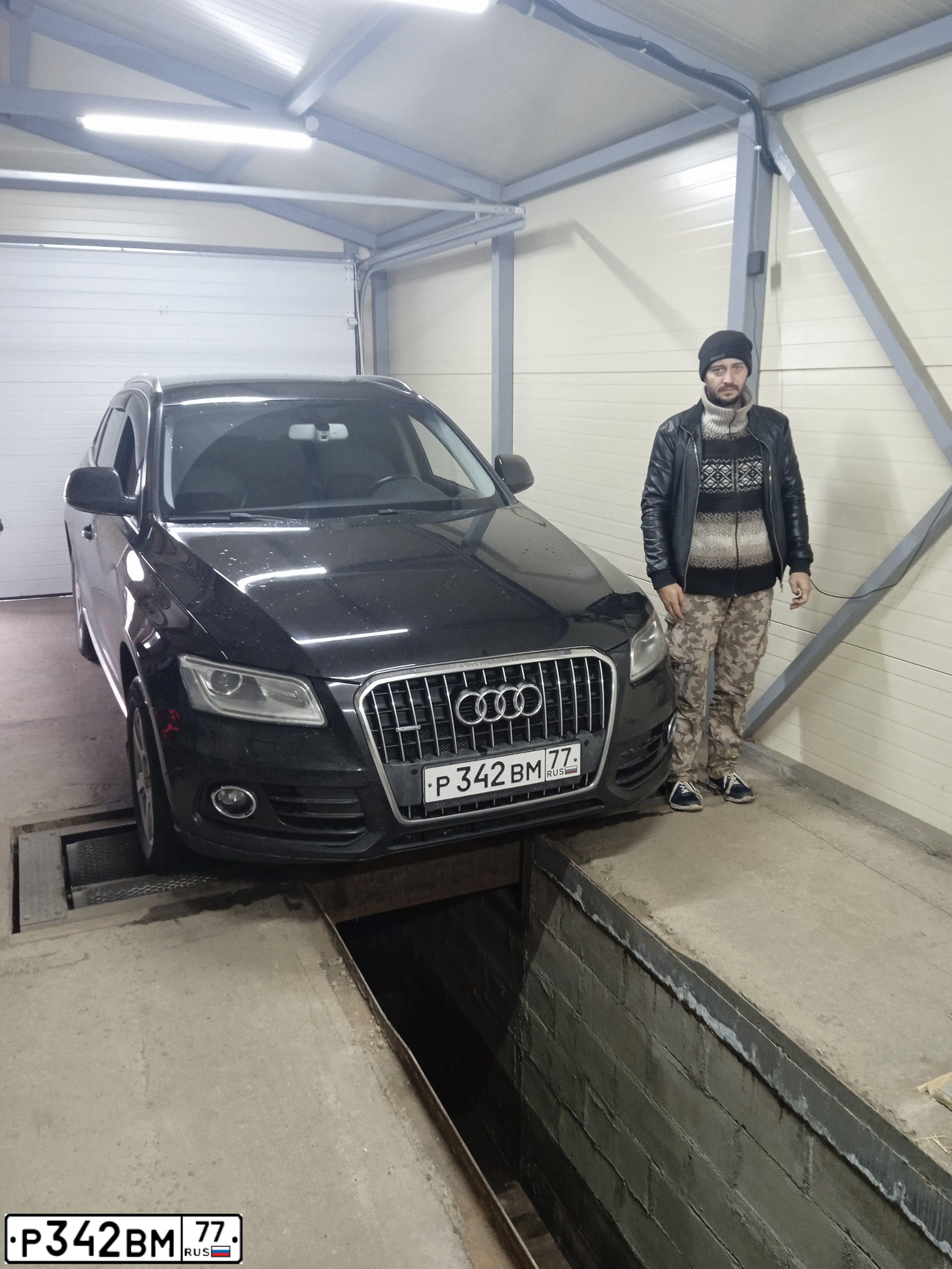 Фото автомобиля AUDI Q5, 2013 — госномер В576АЕ977