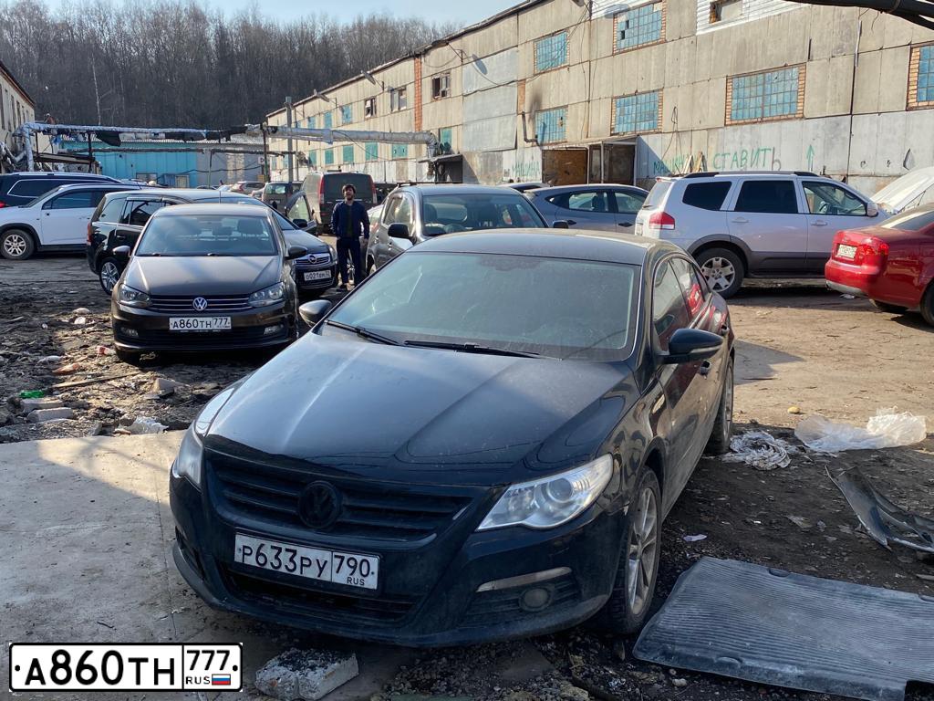 Фото автомобиля VOLKSWAGEN POLO, 2016 — госномер А860ТН777. Цвет: Коричневый
