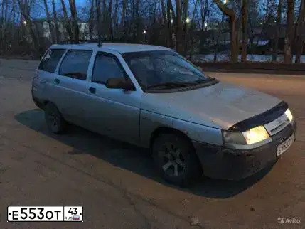 Фото автомобиля LADA 2111, 2001 — госномер С595ТК43. Цвет: Серебристый