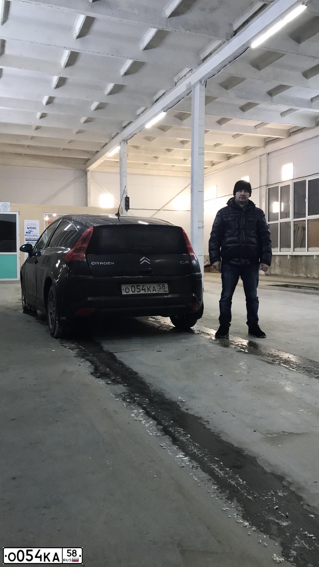 Фото автомобиля CITROEN C4, 2005 — госномер О054КА58. Цвет: ЧЕРНЫЙ