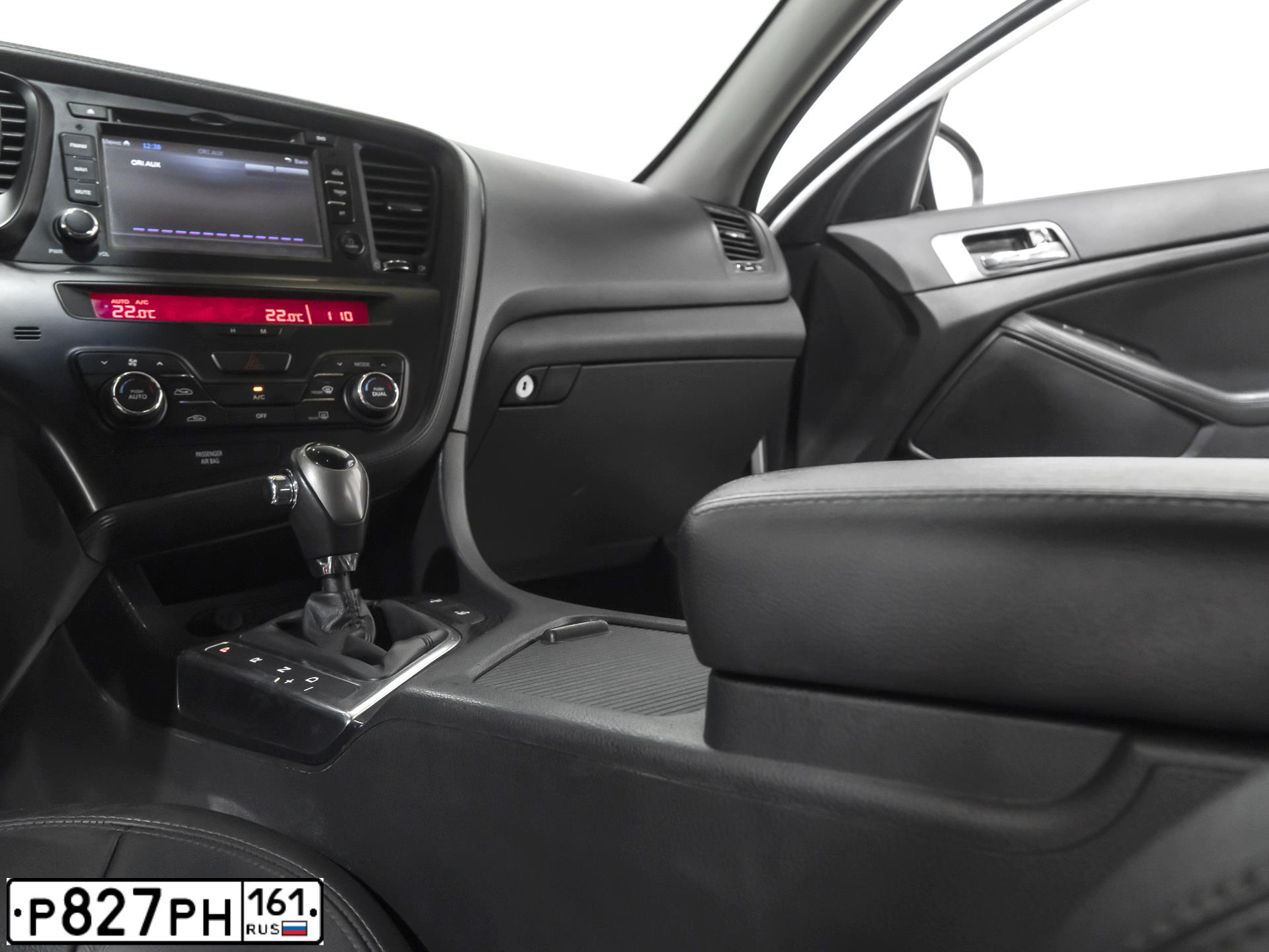 Фото автомобиля KIA MAGENTIS / OPTIMA, 2013 — госномер Х924ВВ05. Цвет: БЕЛЫЙ