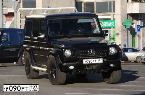 Фото автомобиля MERCEDES G-KLASSE, 2011 — госномер У090РТ197. Цвет: ЧЕРНЫЙ