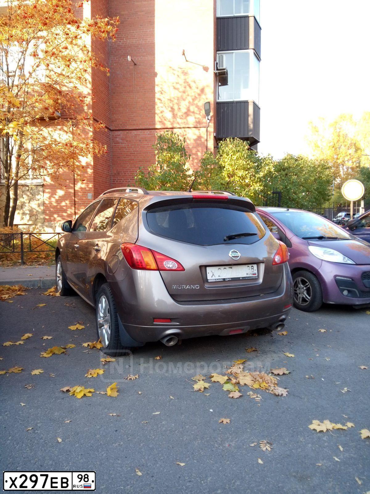 Фото автомобиля NISSAN MURANO, 2008 — госномер В609КК799. Цвет: БЕЖЕВЫЙ
