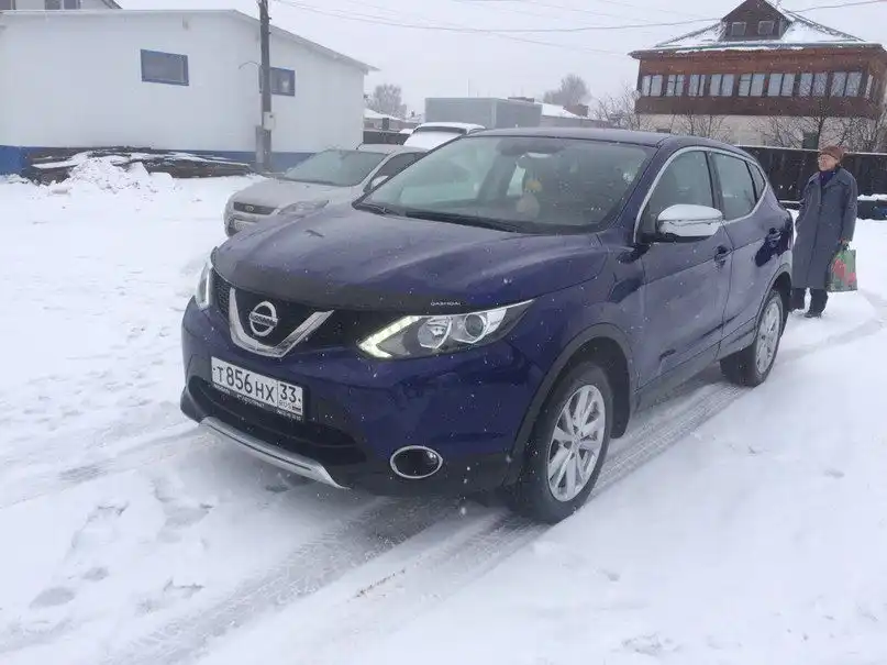 Фото автомобиля NISSAN QASHQAI, 2014 — госномер Р807ЕУ68. Цвет: Темно-синий