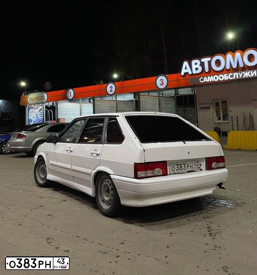 Фото автомобиля LADA 2114 SAMARA, 2010 — госномер К893ХХ33. Цвет: Белый