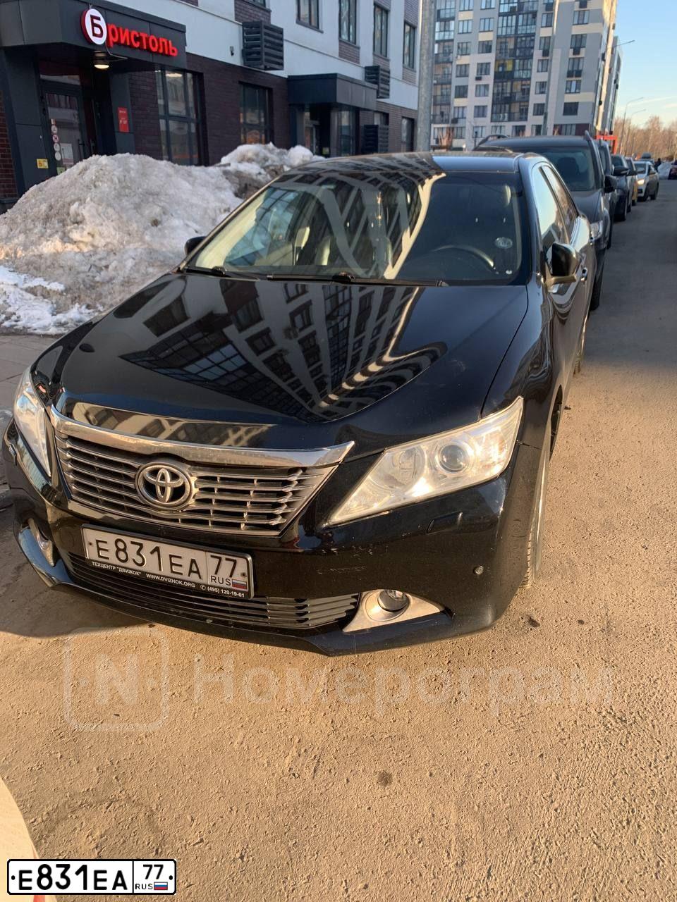 Фото автомобиля TOYOTA CAMRY, 2013 — госномер Е917РЕ08
