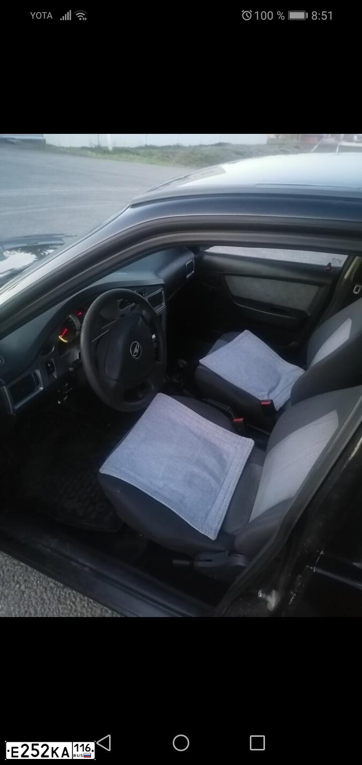 Фото автомобиля VOLVO XC60, 2012 — госномер Е252КА116. Цвет: Белый