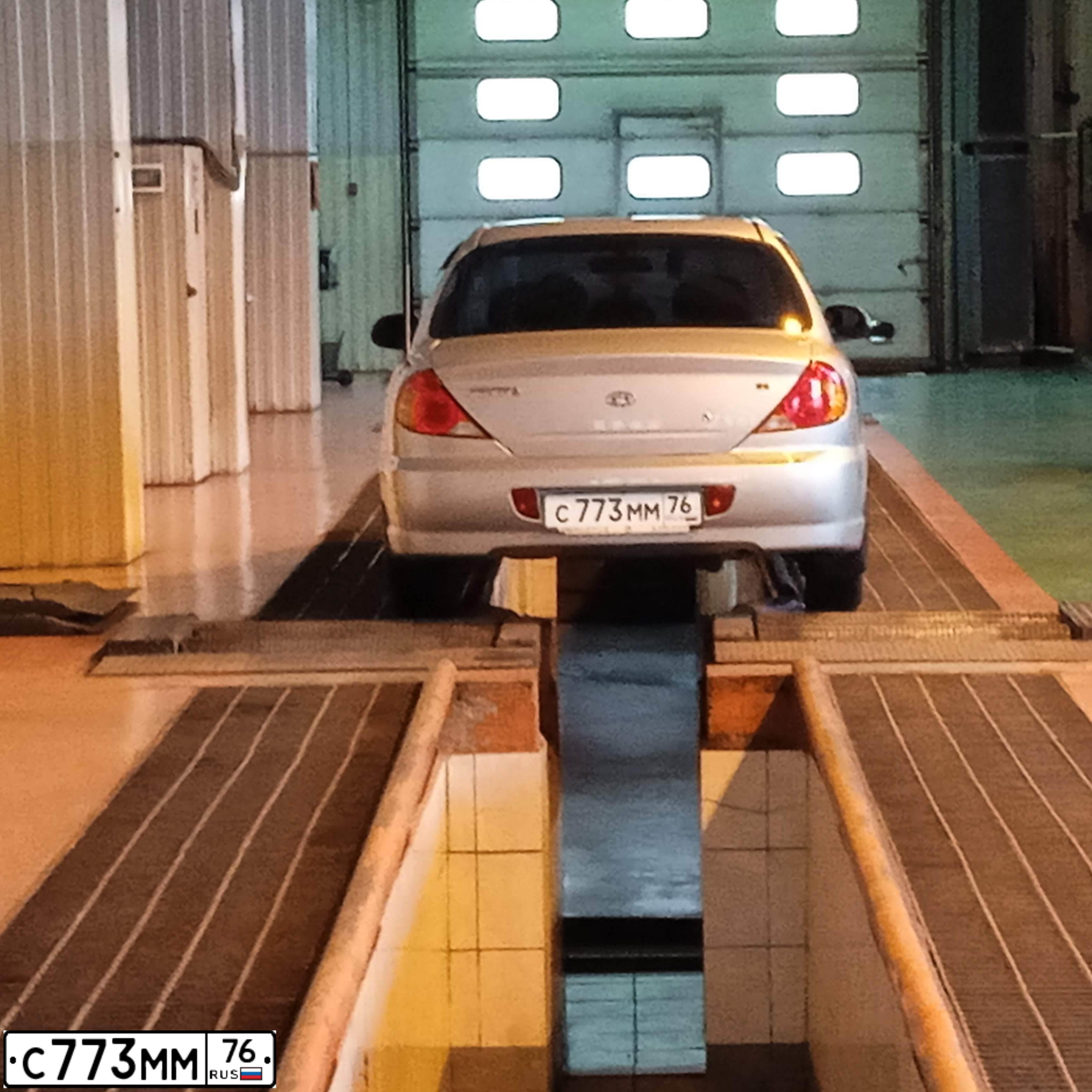 Фото автомобиля KIA SPECTRA, 2007 — госномер С773ММ76. Цвет: СВЕТЛО-СЕРЫЙ