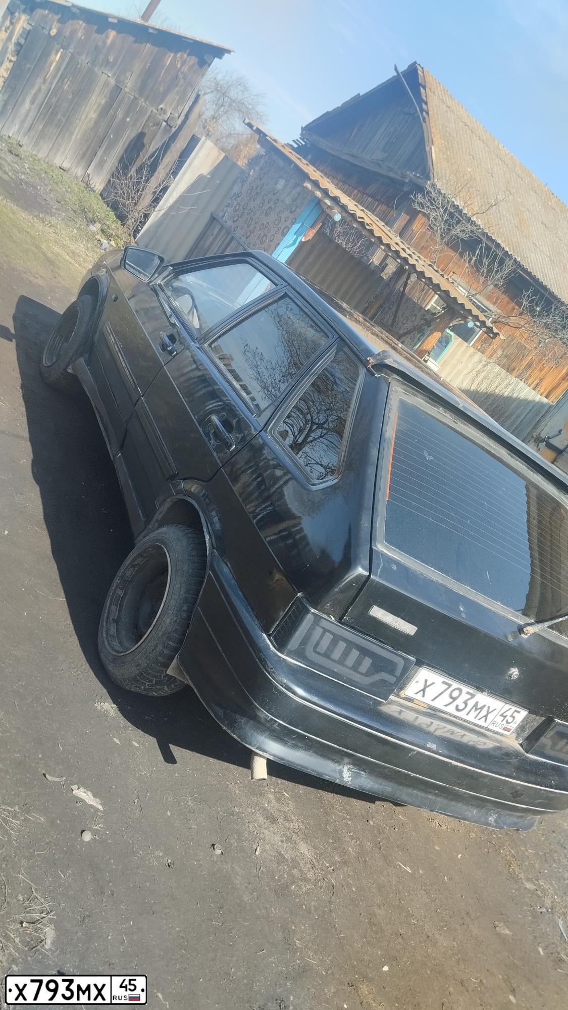 Фото автомобиля LADA 2114 SAMARA, 2009 — госномер Х793МХ45. Цвет: Сине-Черный