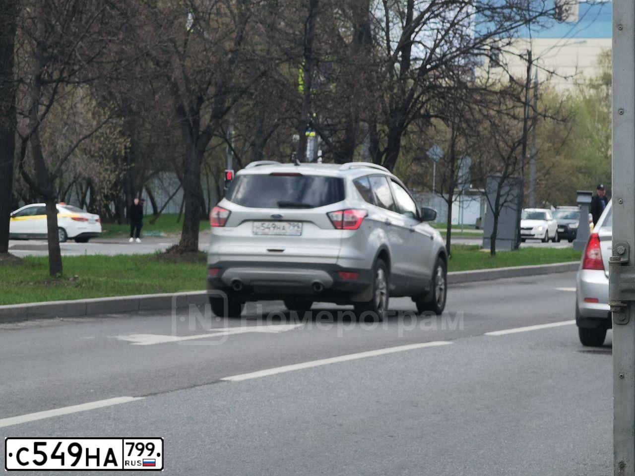 Фото автомобиля MERCEDES GLC-KLASSE, 2018 — госномер С549НА799. Цвет: Белый