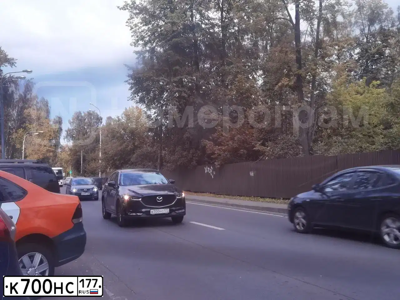 Фото автомобиля FORD FUSION, 2006 — госномер К700НС177. Цвет: Белый