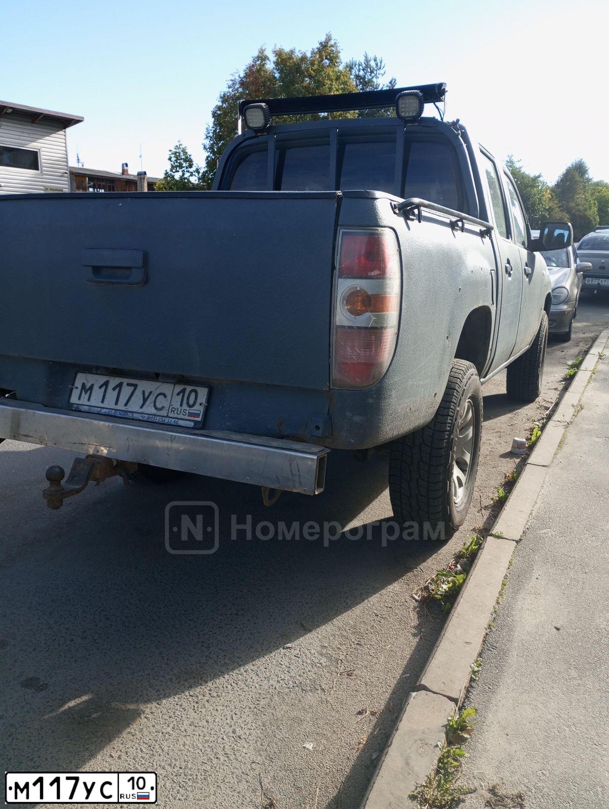 Фото автомобиля MAZDA BT-50, 2008 — госномер М117УС10. Цвет: СЕРЫЙ