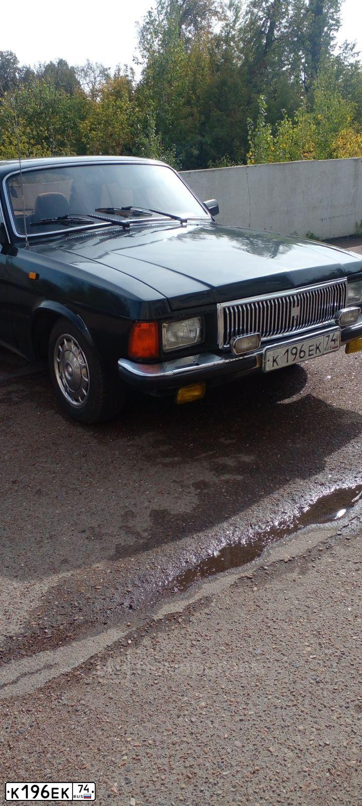 Фото автомобиля GAZ 3102 WOLGA, 1998 — госномер К196ЕК74. Цвет: СЕРО-БЕЛЫЙ
