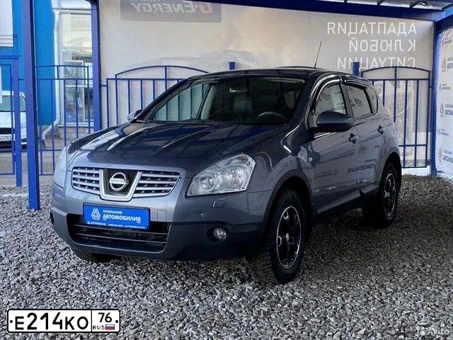 Фото автомобиля NISSAN QASHQAI, 2008 — госномер Р124УР76. Цвет: СЕРЫЙ