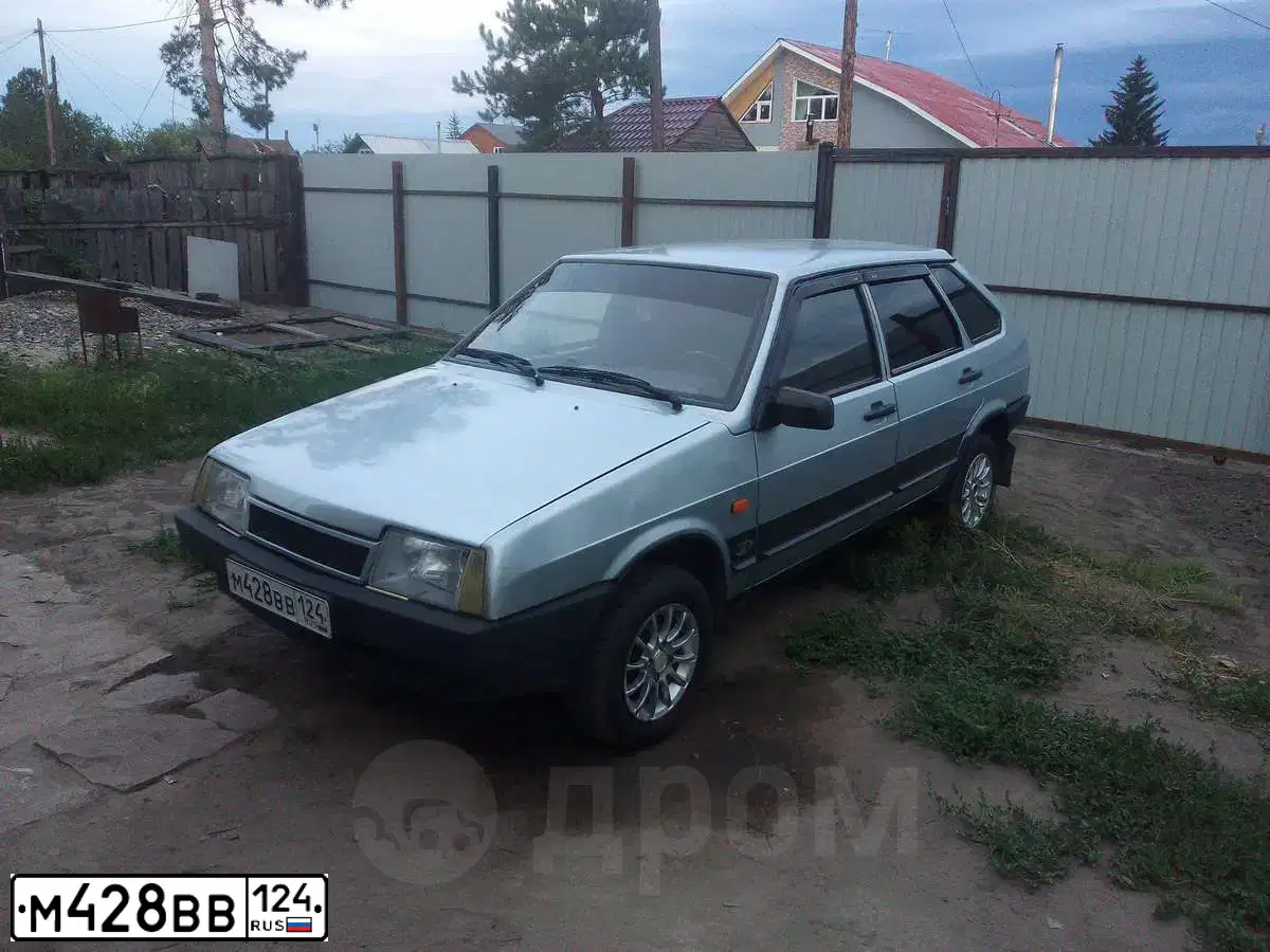 Фото автомобиля LADA 2109 SAMARA, 1998 — госномер К935МА19. Цвет: СЕРЫЙ